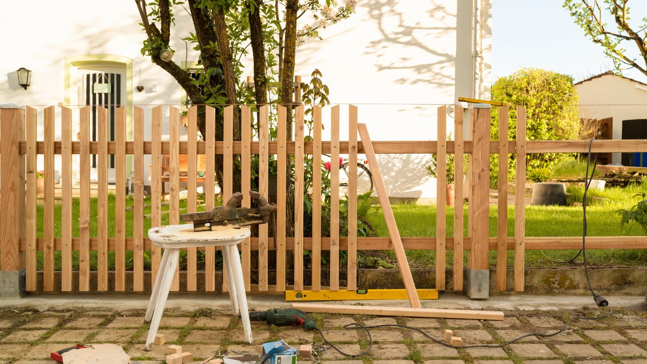 Fence Repair Denver, CO 1 Supreme Fencing Denver LLC
